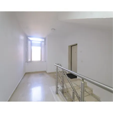 Apartment Spike Jonze