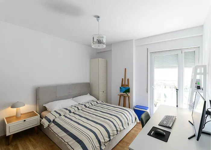 Spike Jonze ティラナ