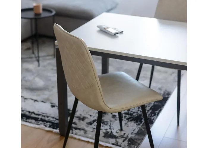 Spike Jonze ティラナ